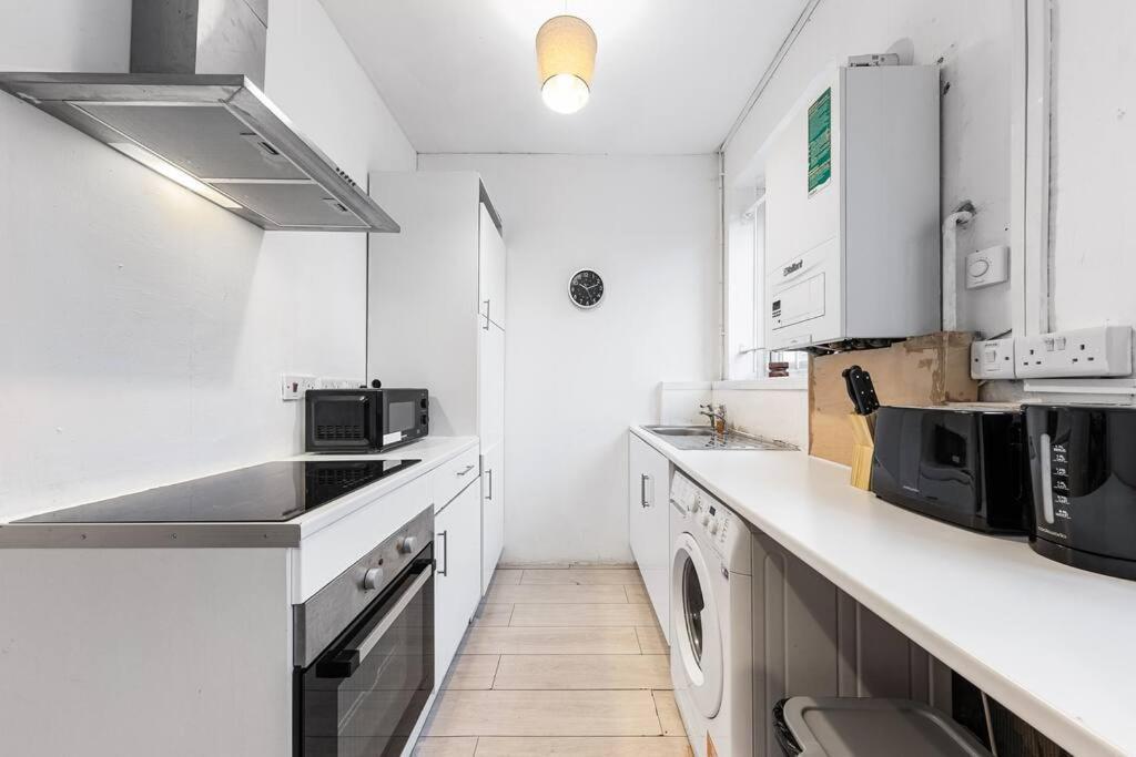 Holiday Home Near Kings Cross Sleep 12 Sp7 London Exterior foto