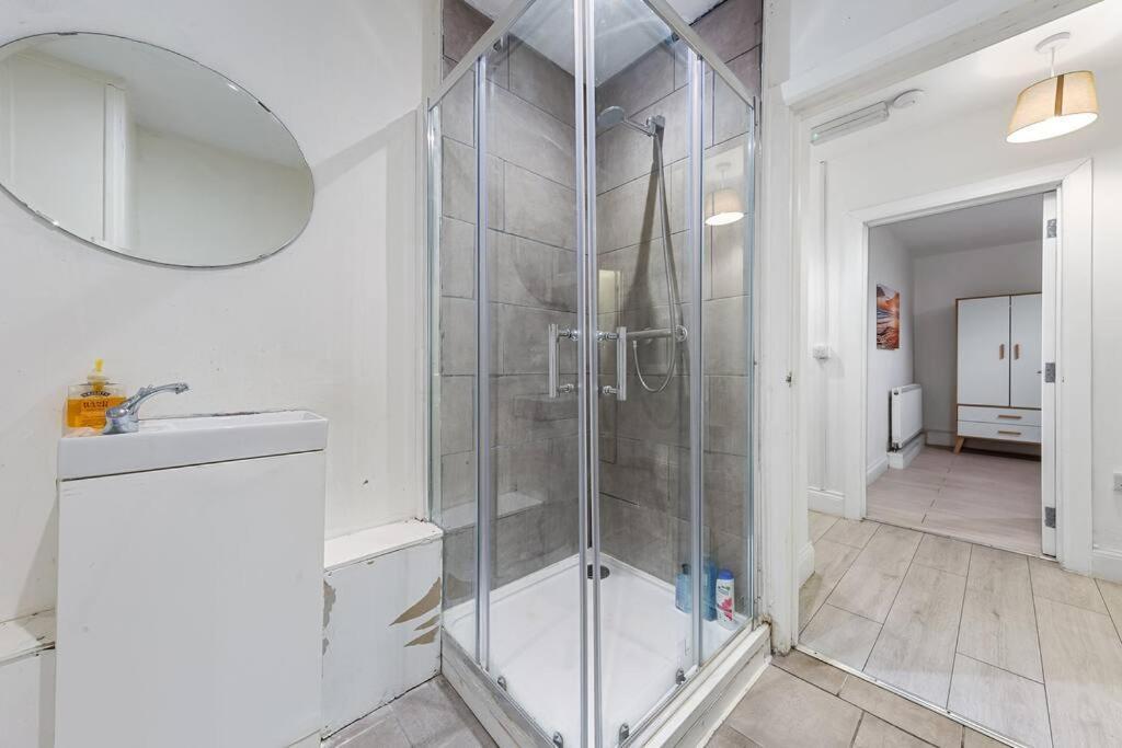 Holiday Home Near Kings Cross Sleep 12 Sp7 London Exterior foto