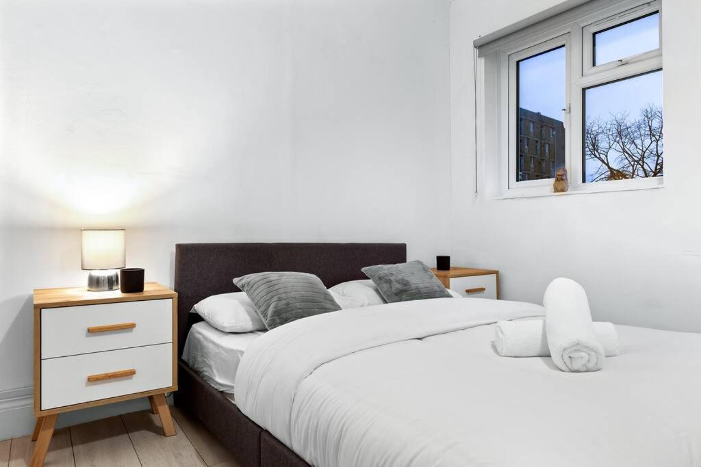 Holiday Home Near Kings Cross Sleep 12 Sp7 London Exterior foto