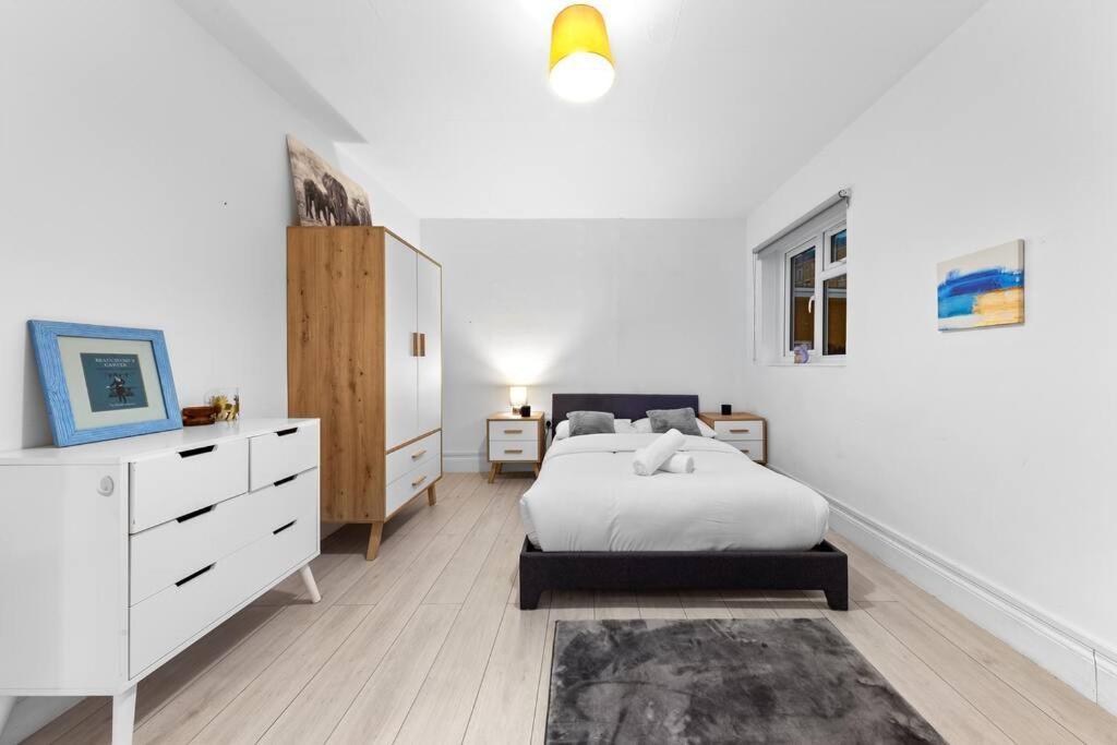 Holiday Home Near Kings Cross Sleep 12 Sp7 London Exterior foto
